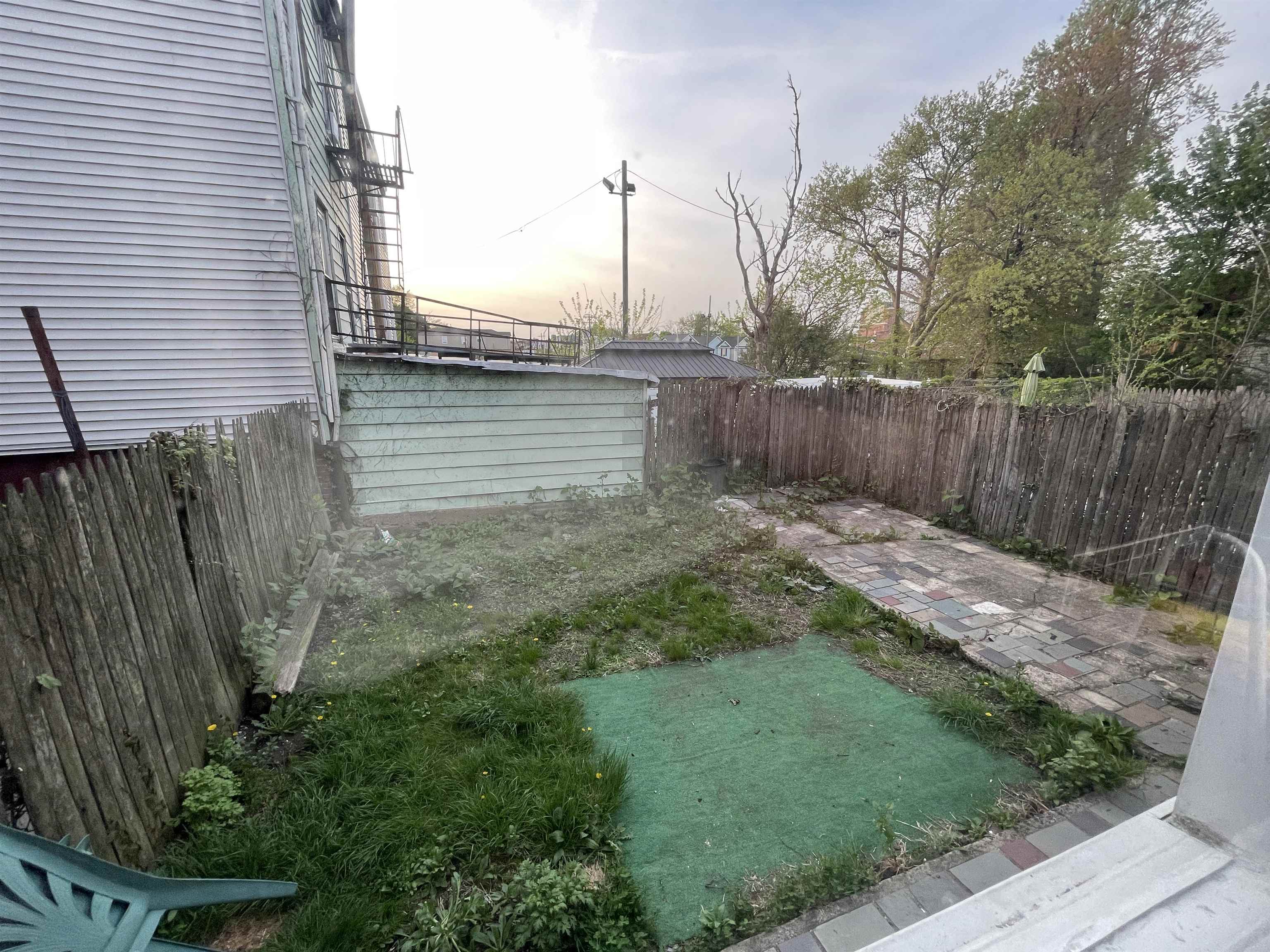 33 CLERK ST