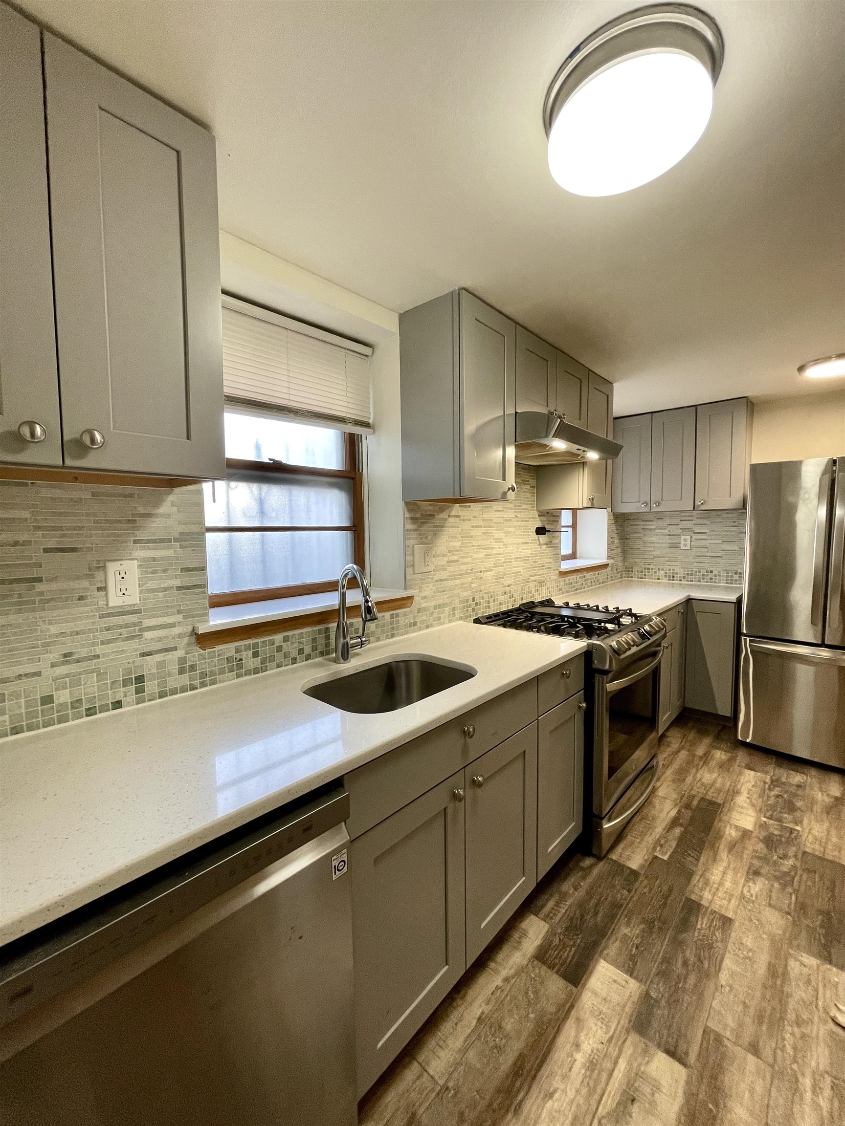230 WEBSTER AVE Unit: 1
