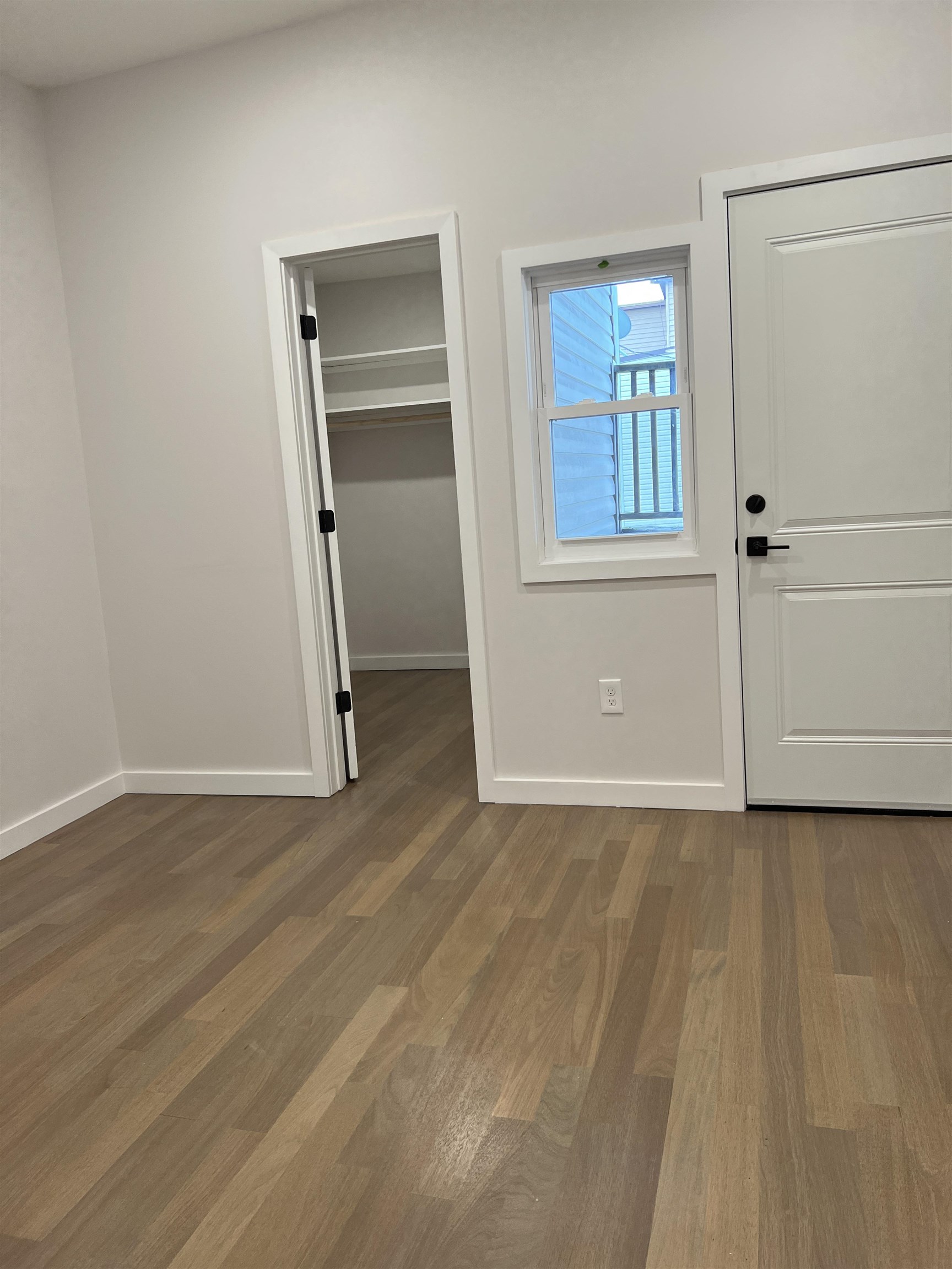 107 MAGAZINE ST Unit: 2R