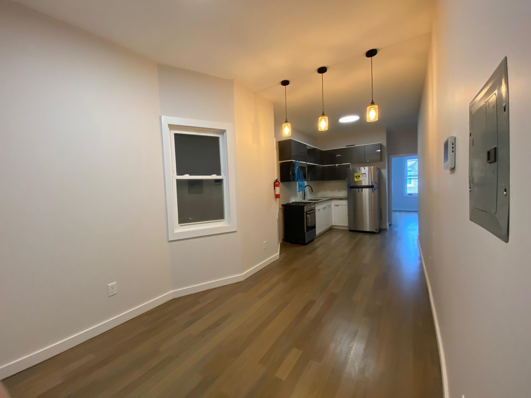 107 MAGAZINE ST Unit: 2R