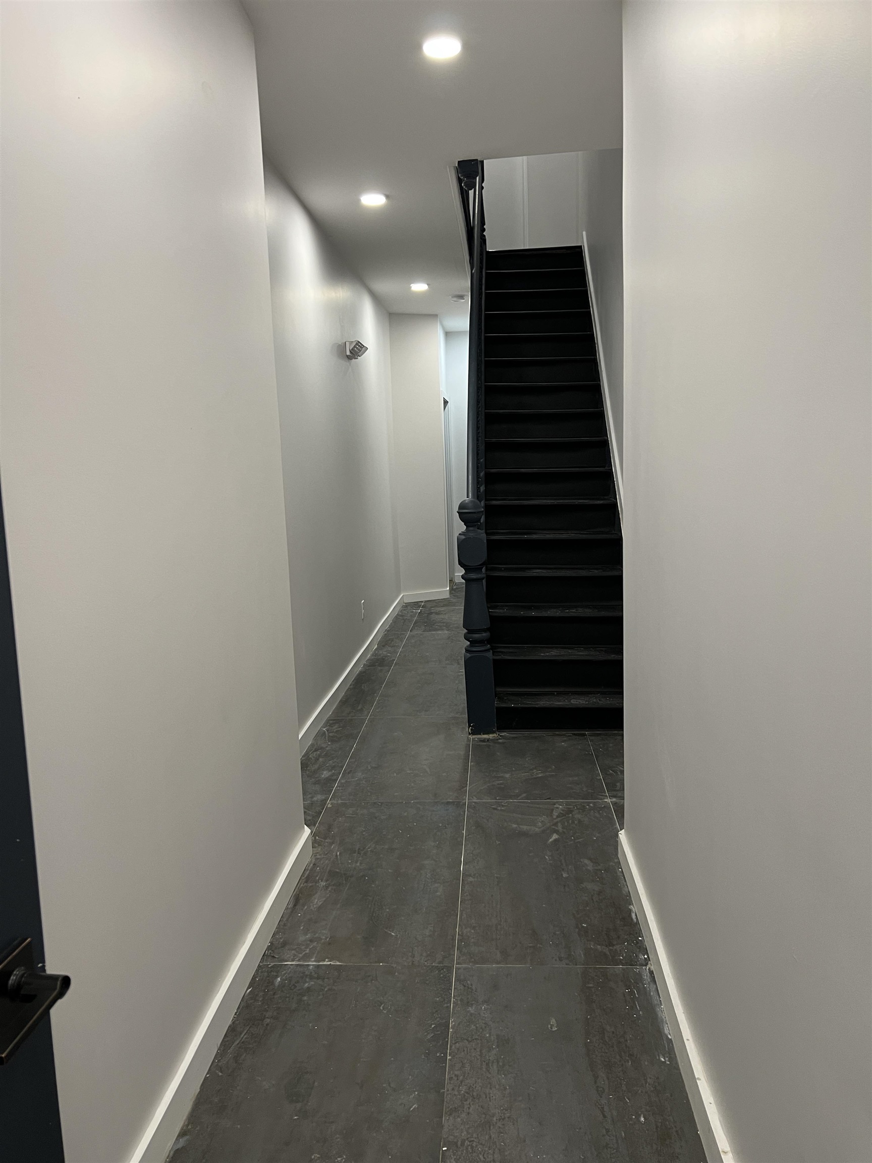 107 MAGAZINE ST Unit: 2R