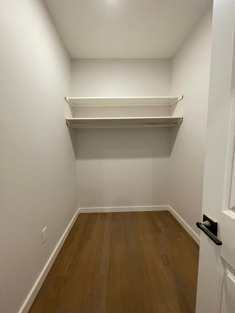 107 MAGAZINE ST Unit: 2R