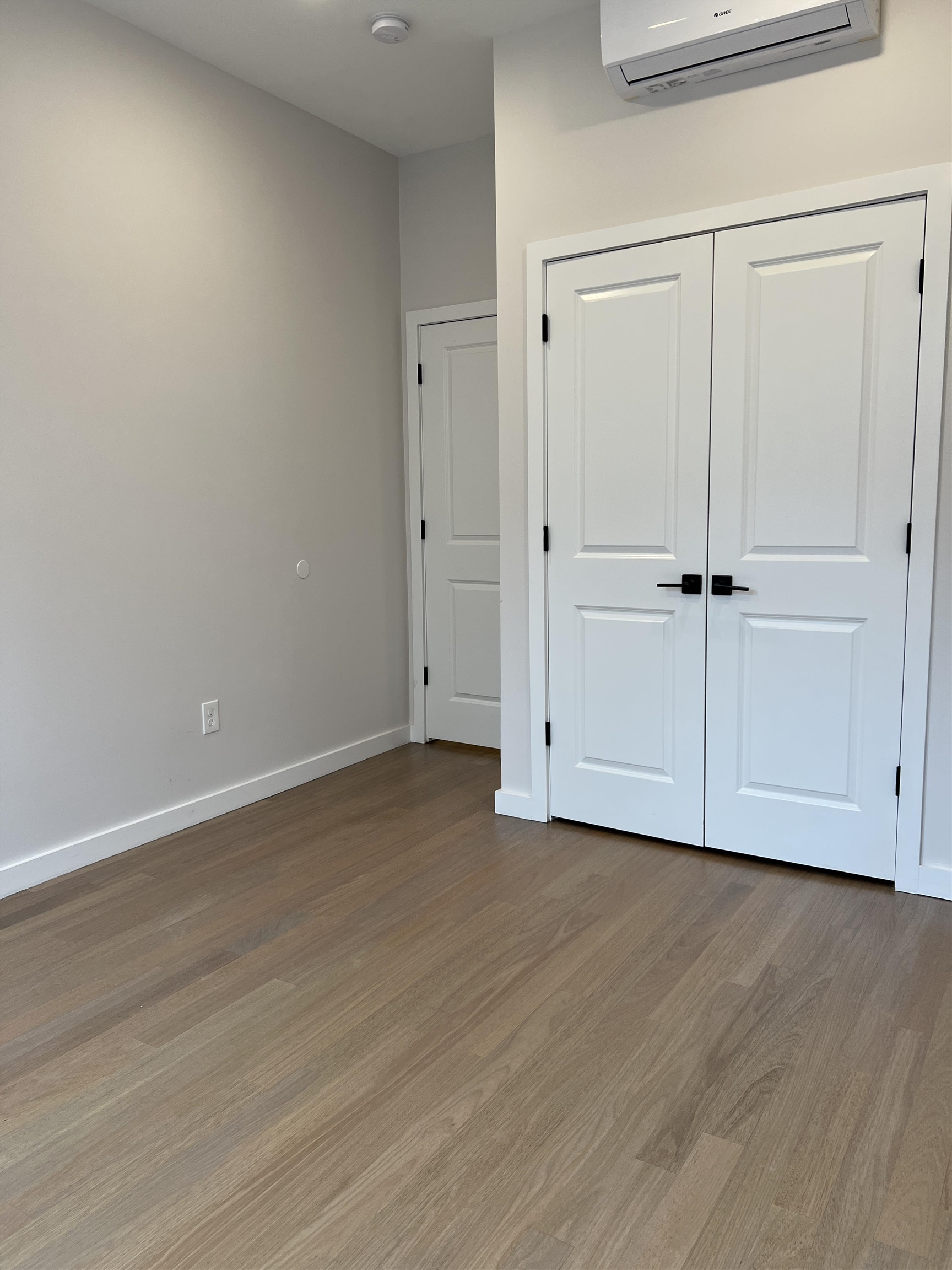107 MAGAZINE ST Unit: 2R
