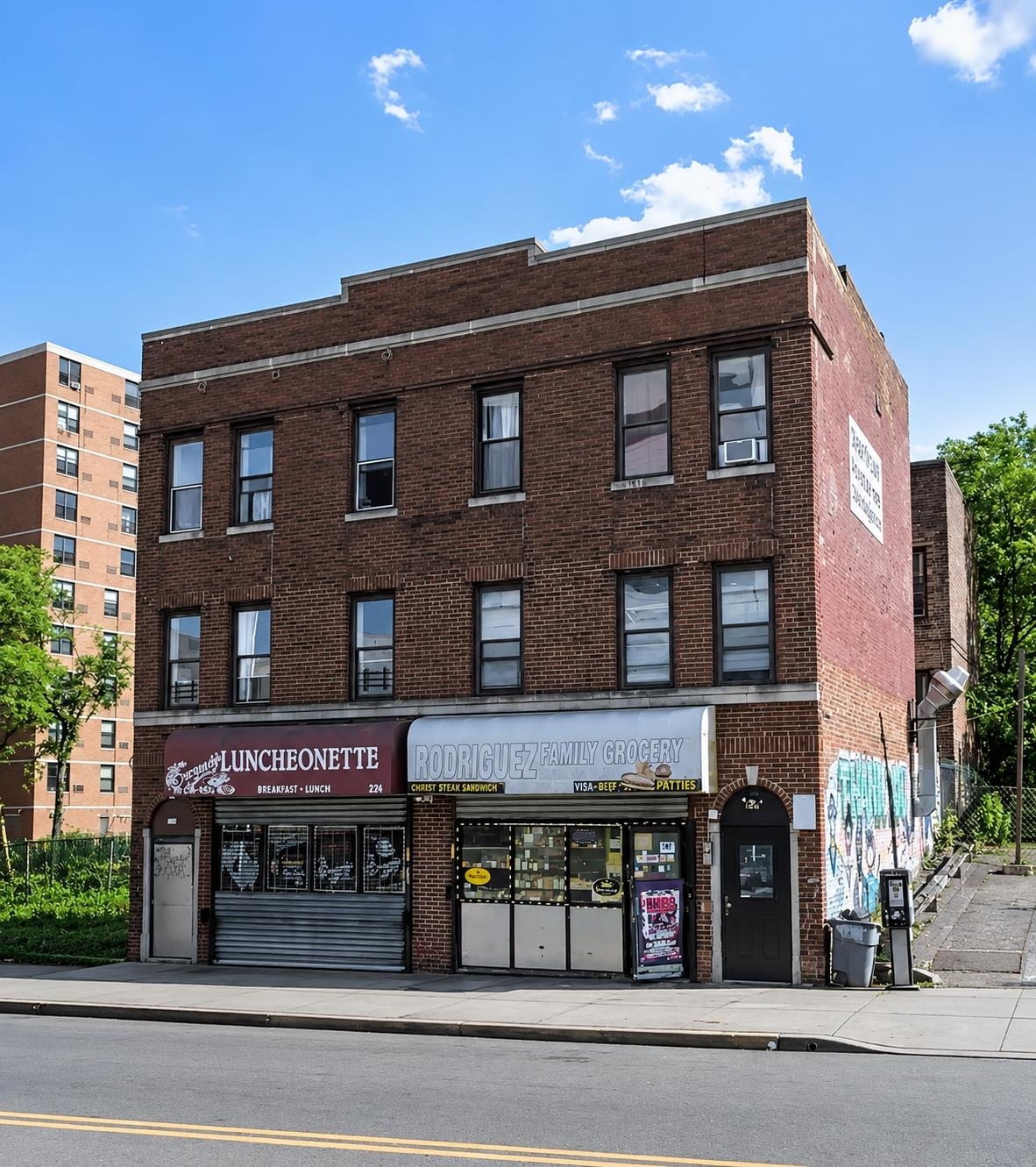 224 SOUTH ORANGE AVE Unit: 2
