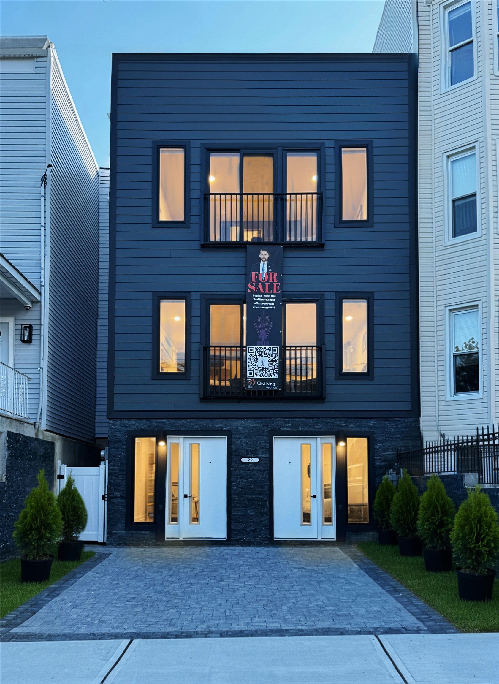 29 CARLTON AVE Unit: 1