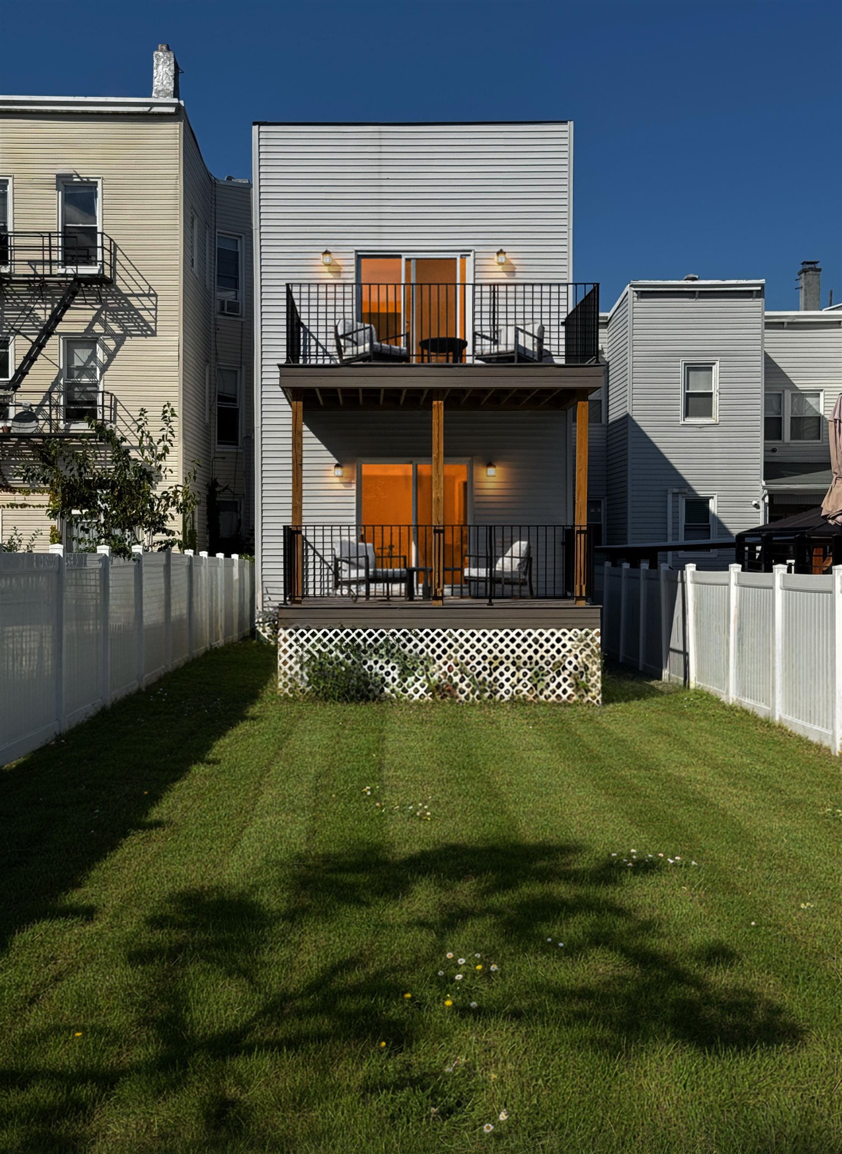 29 CARLTON AVE Unit: 1