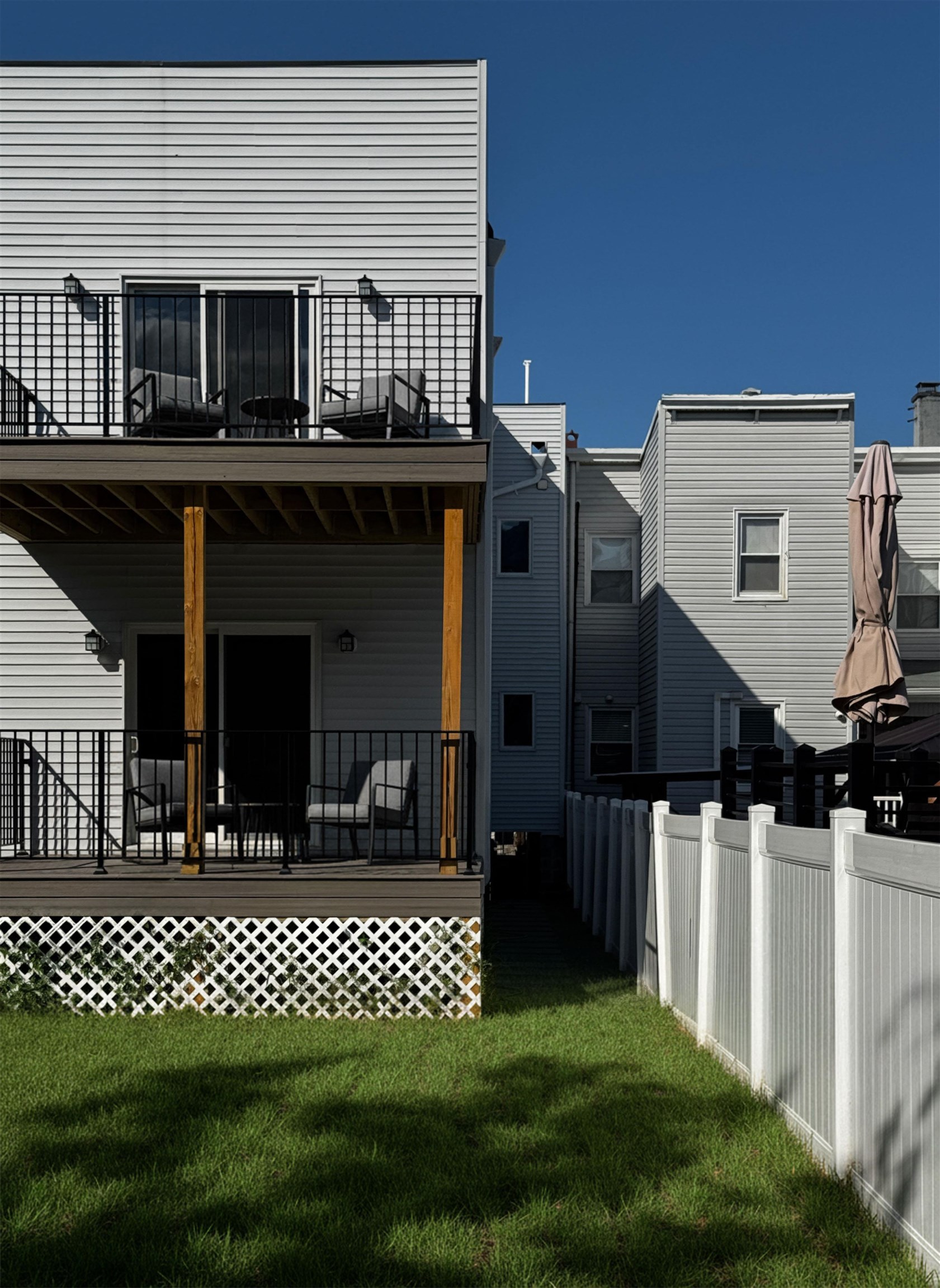 29 CARLTON AVE Unit: 1