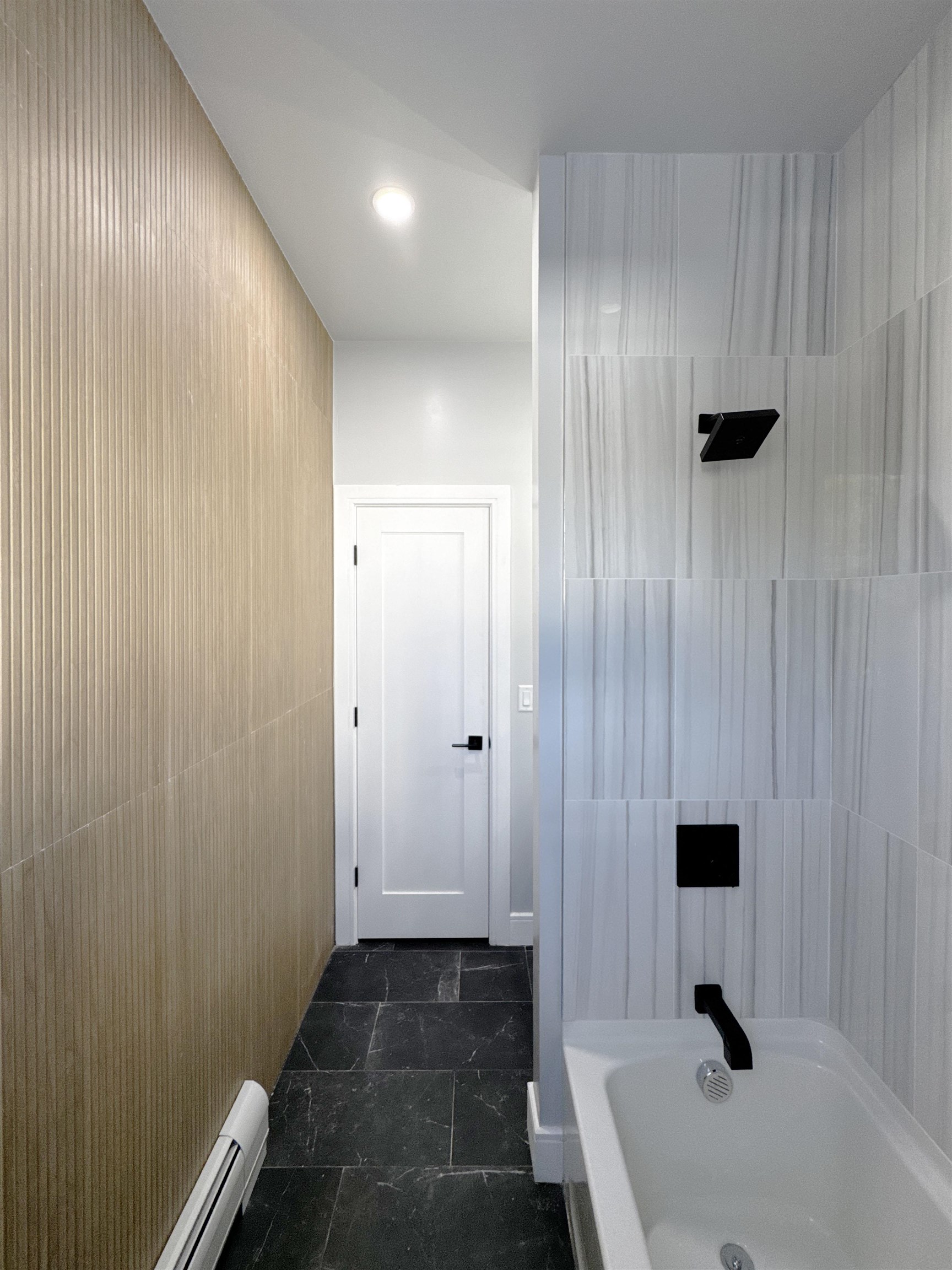 29 CARLTON AVE Unit: 1
