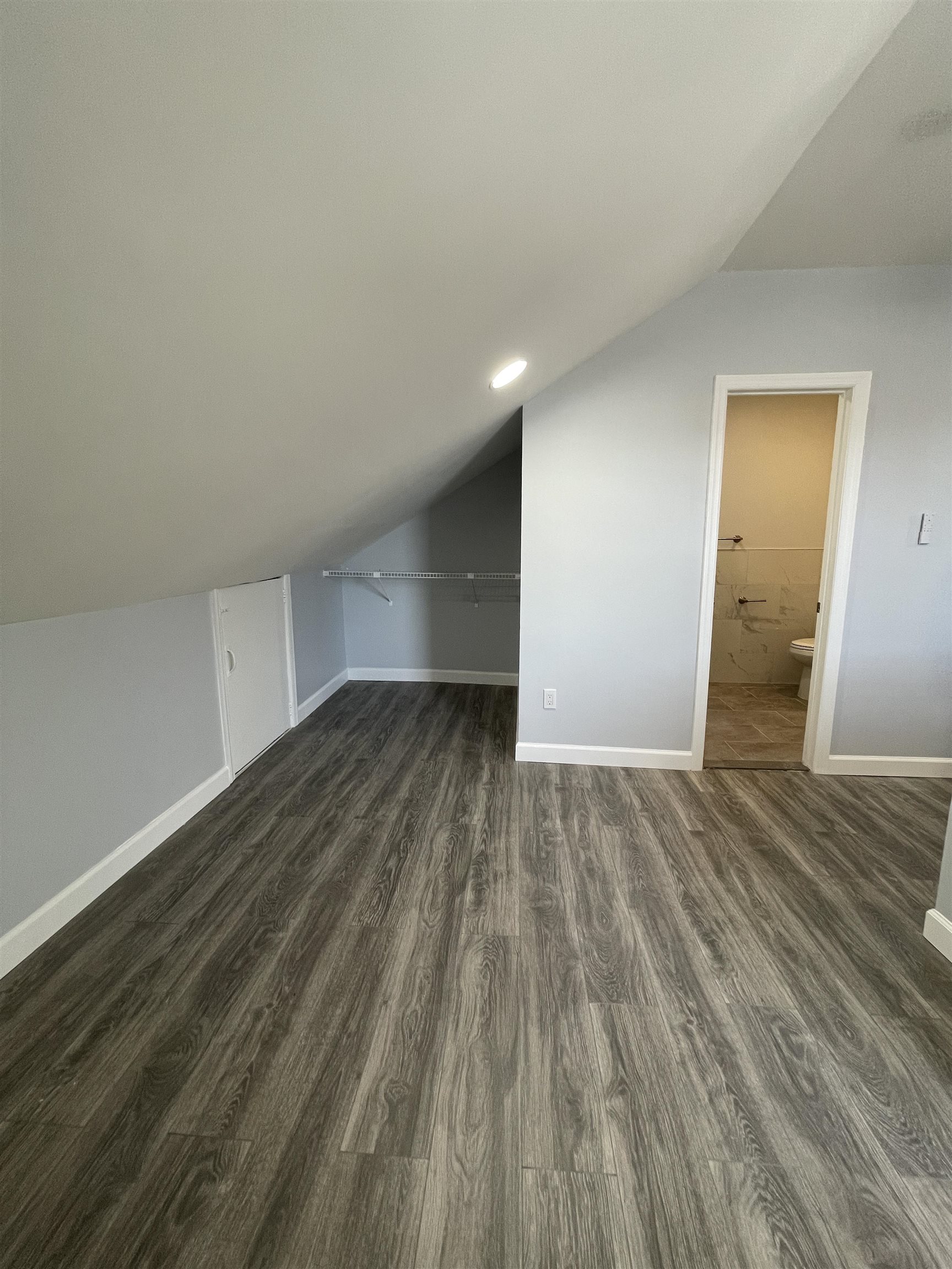 68 JEFFERSON AVE