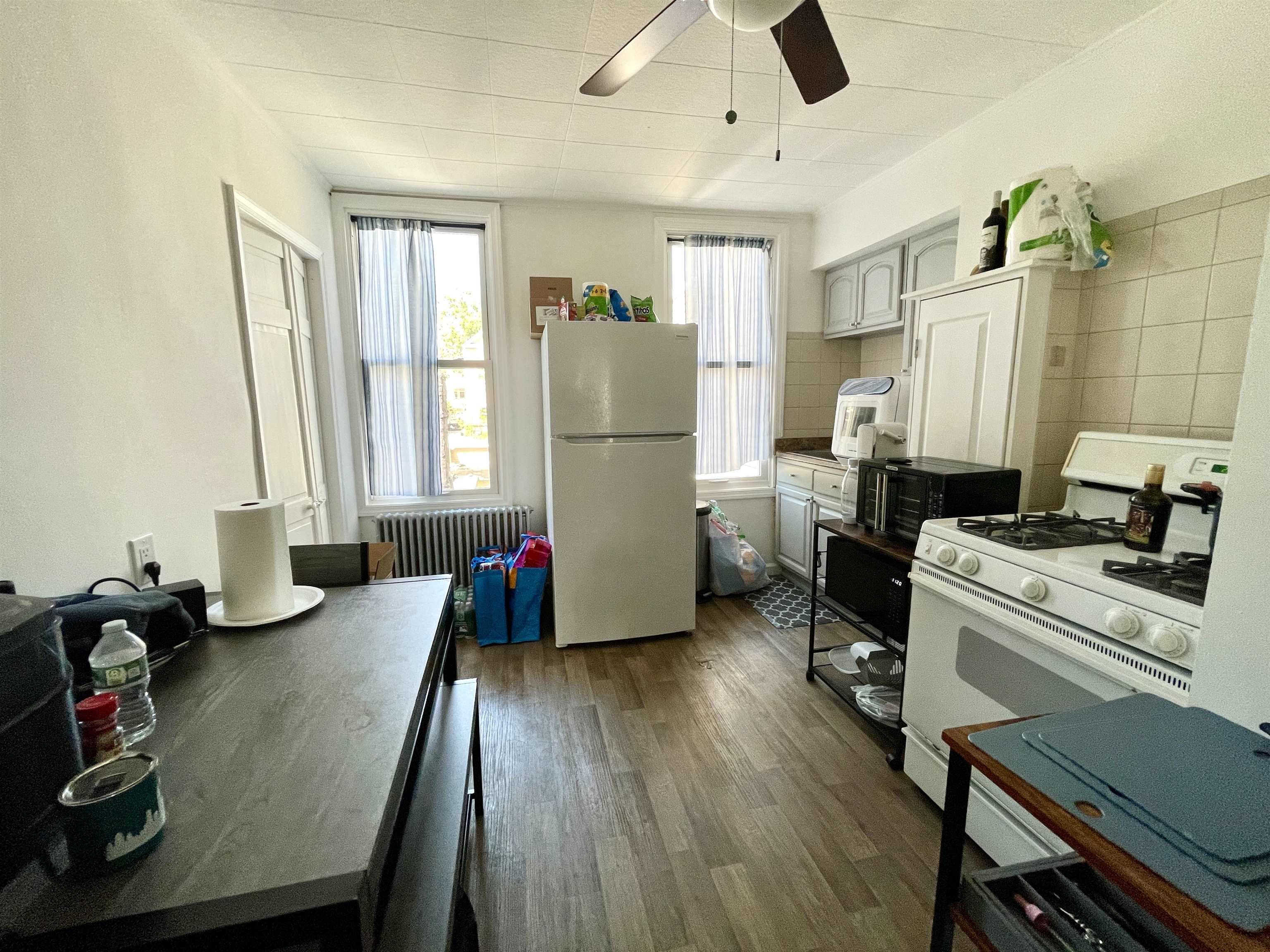 68 JEFFERSON AVE Unit: 2