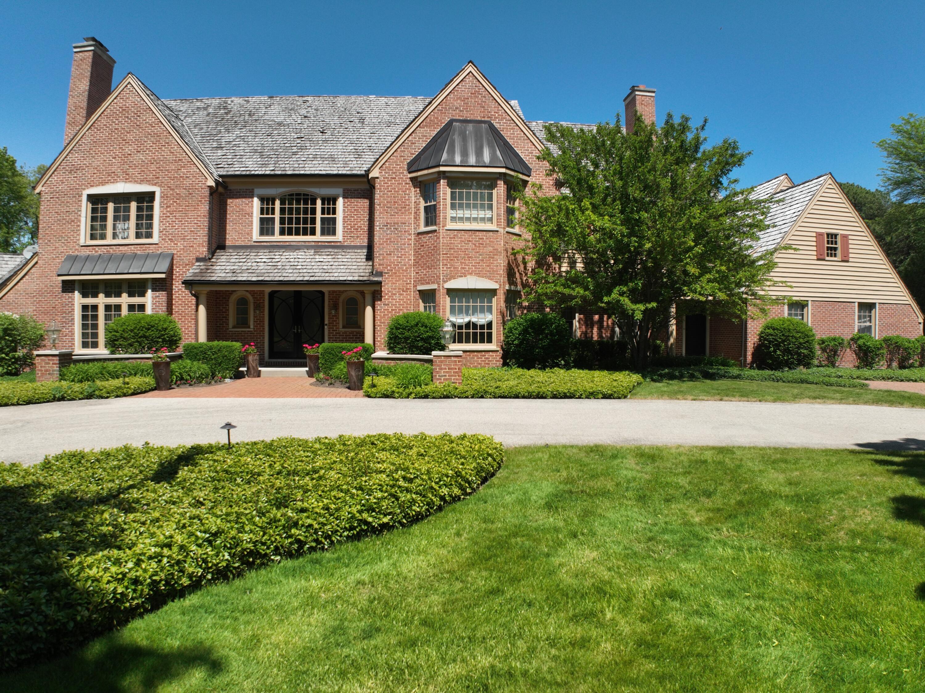 3112 W Hidden Lake Rd