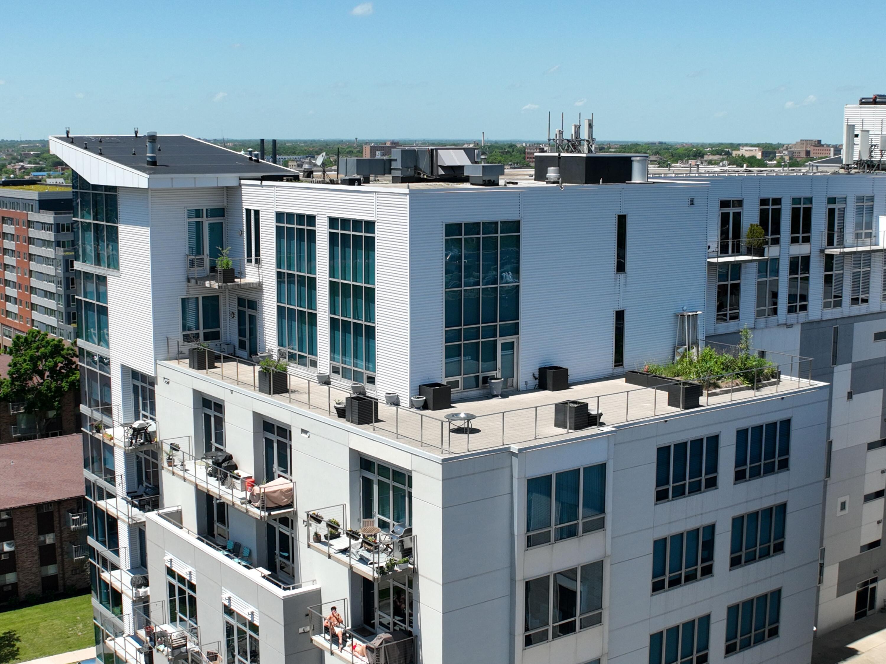 601 E Ogden Ave