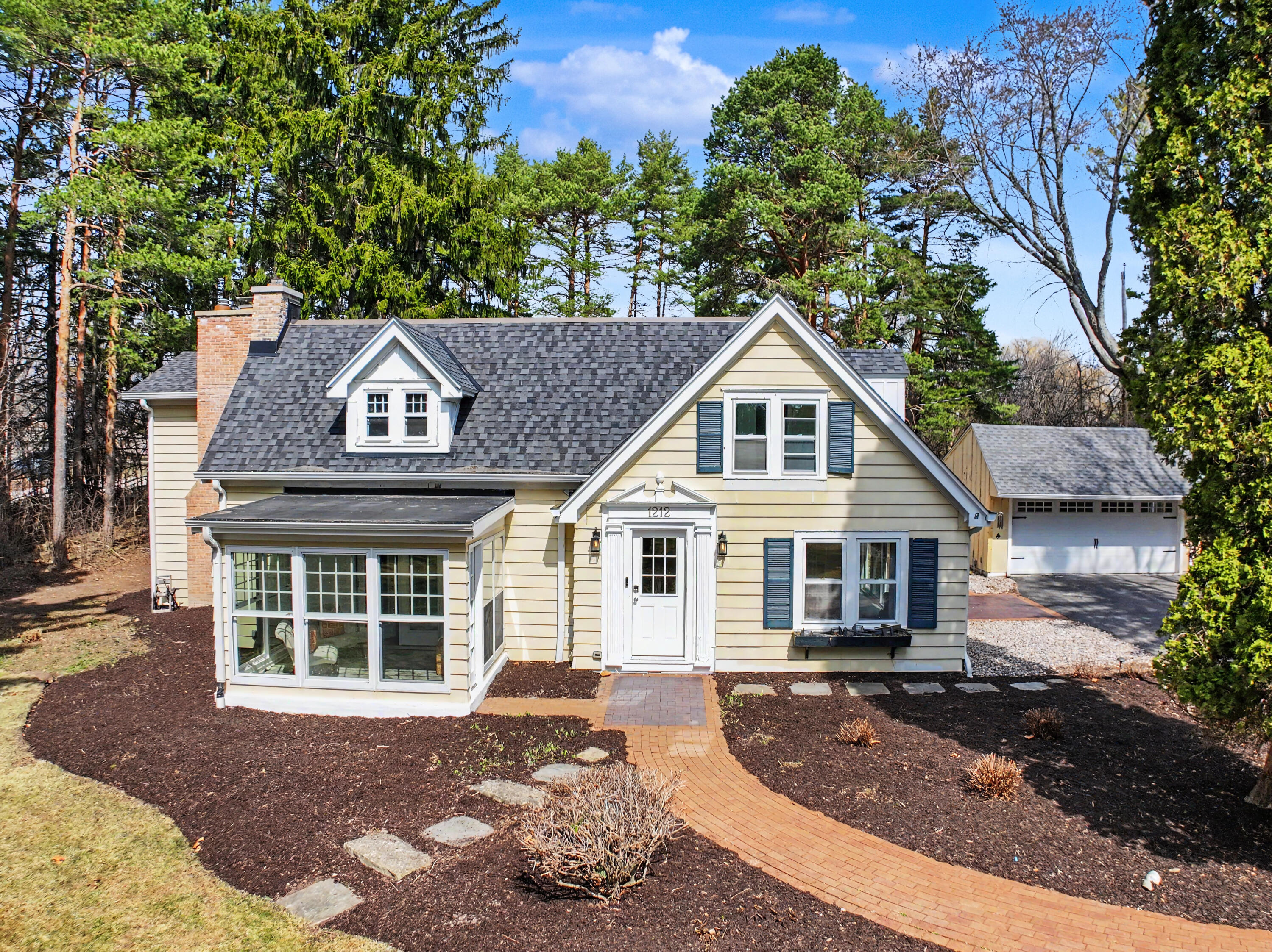 1212 E Brown Deer Rd