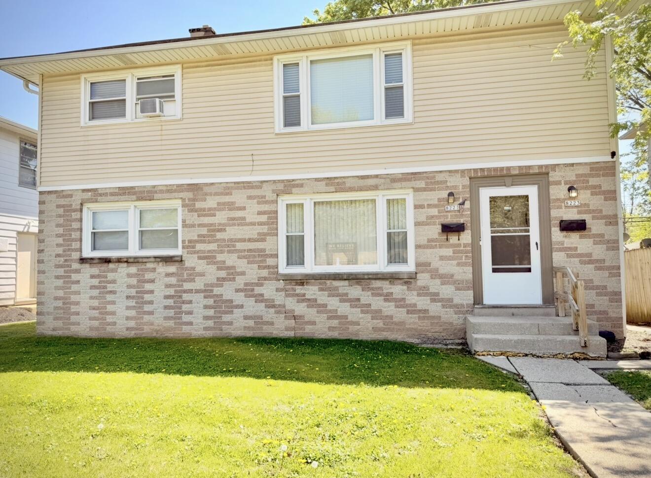 8221 W Villard St Unit: 8223
