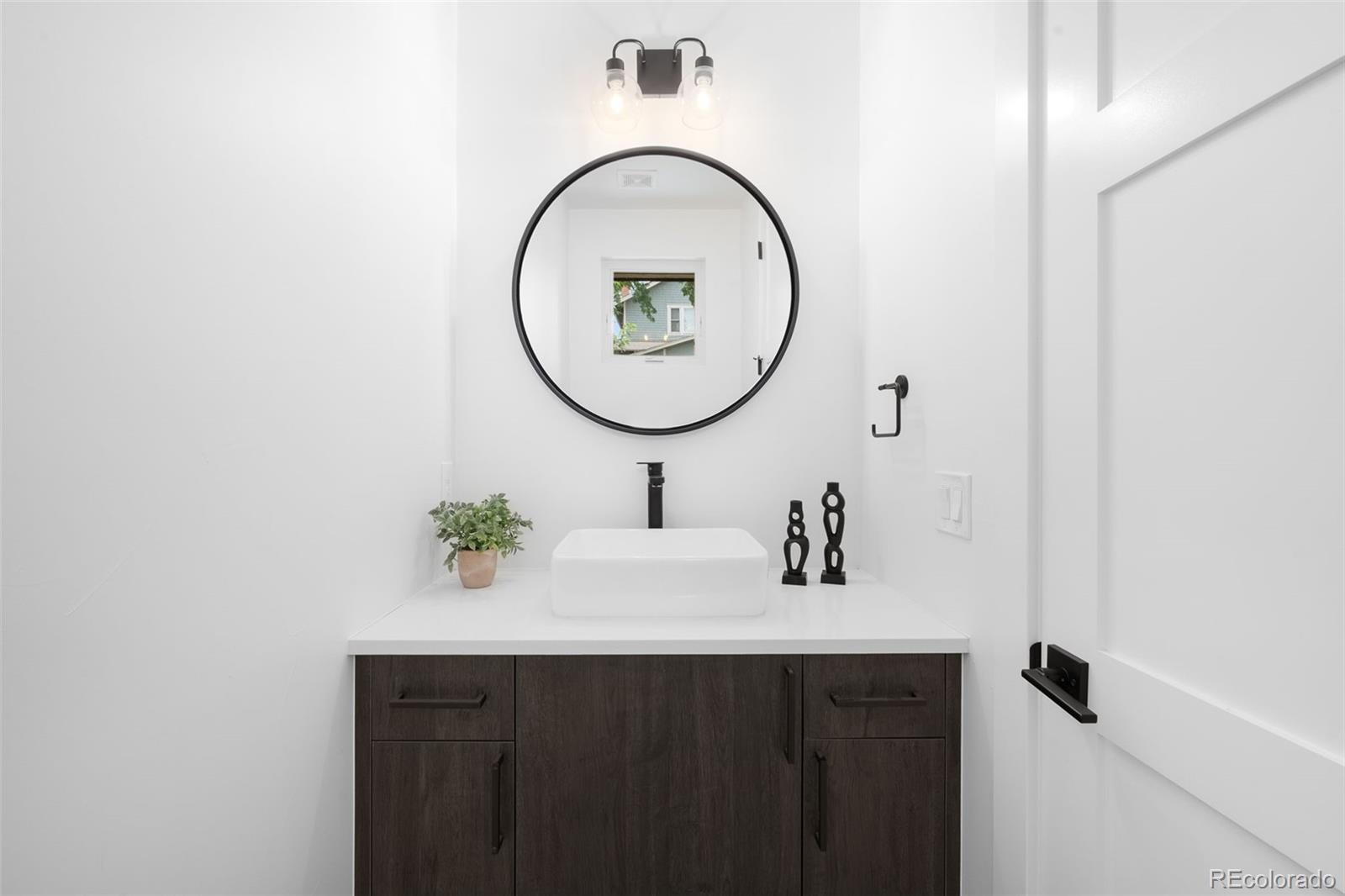 1829 S Pearl Street Unit: 2