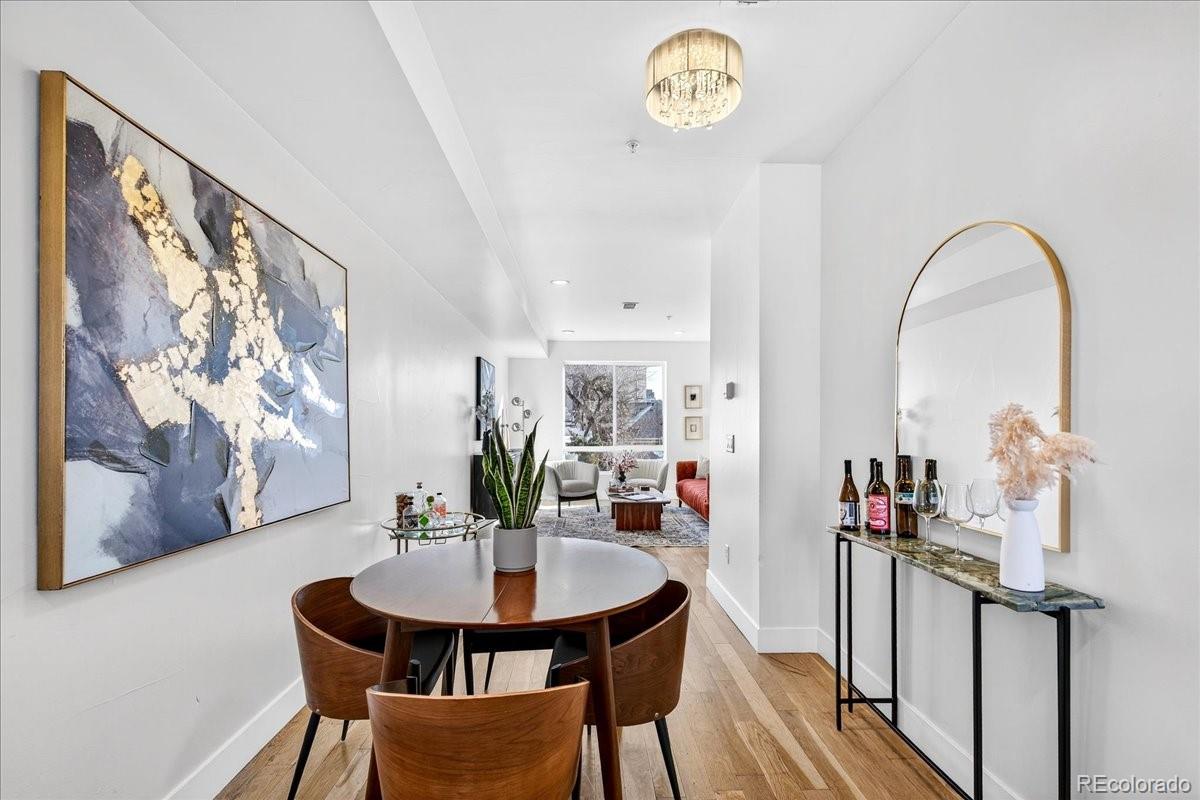 3520 W Conejos Place Unit: 11