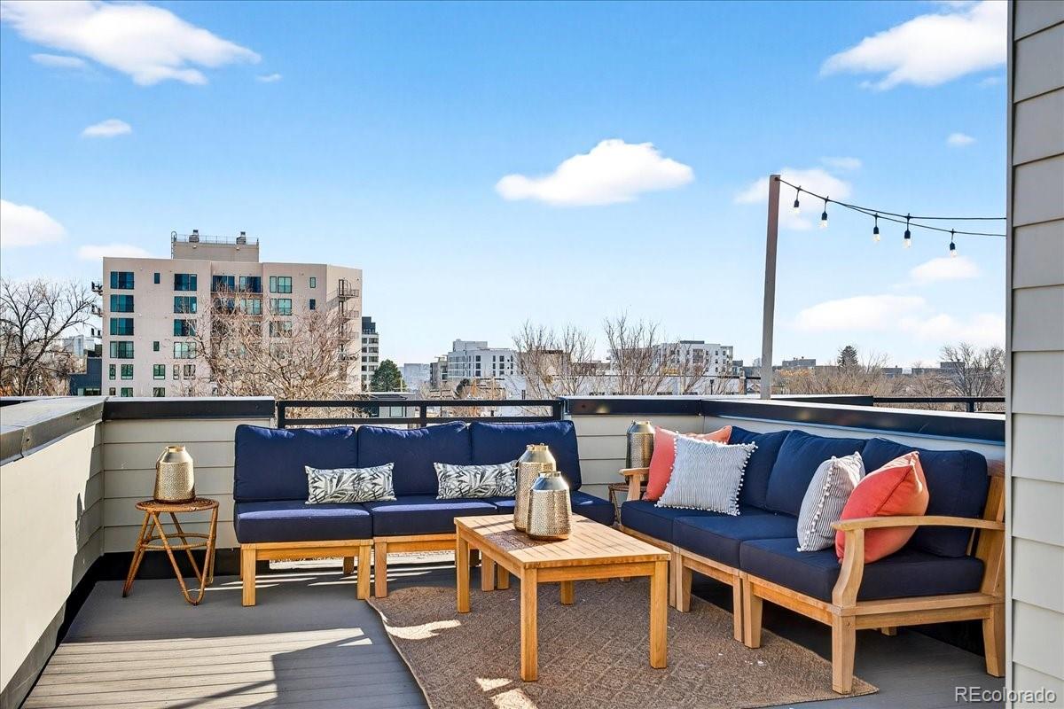 3520 W Conejos Place Unit: 11