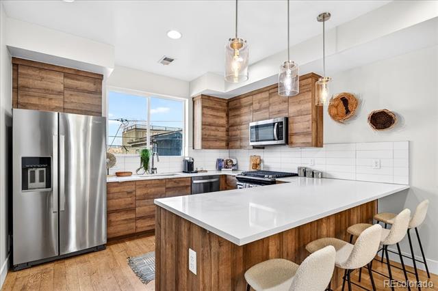 3520 W Conejos Place Unit: 11