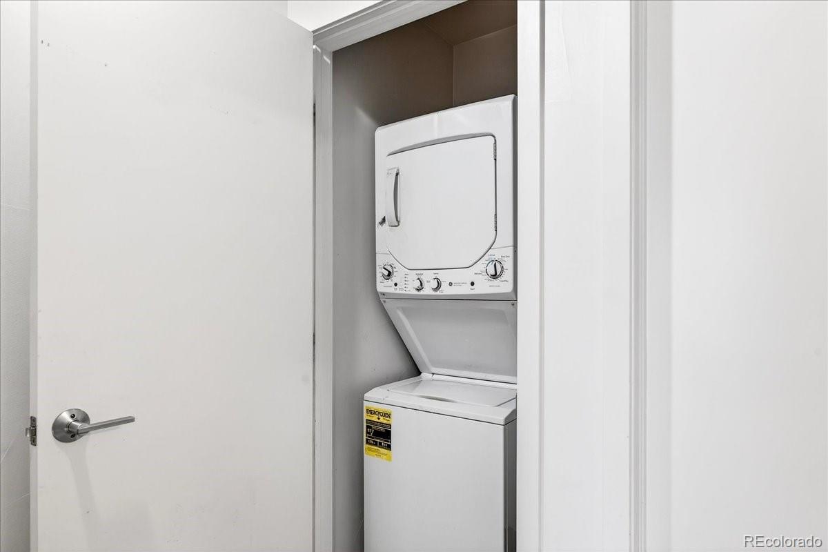 3520 W Conejos Place Unit: 11