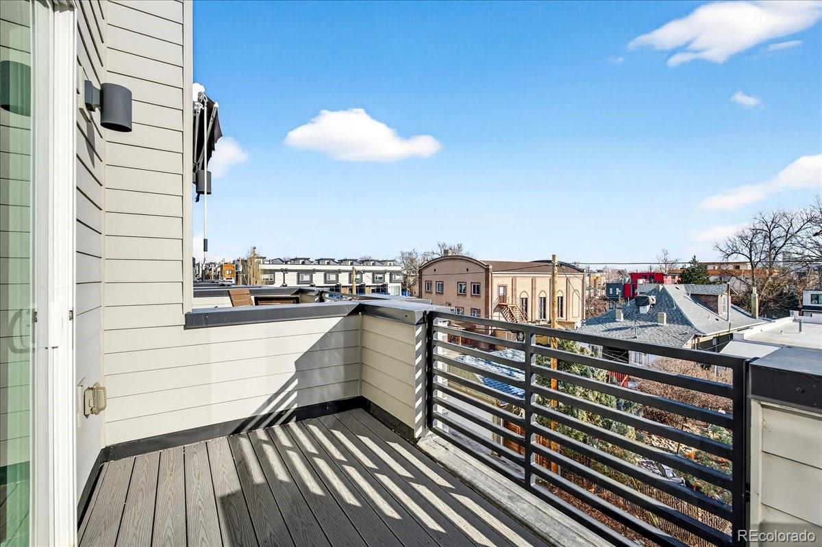 3520 W Conejos Place Unit: 11