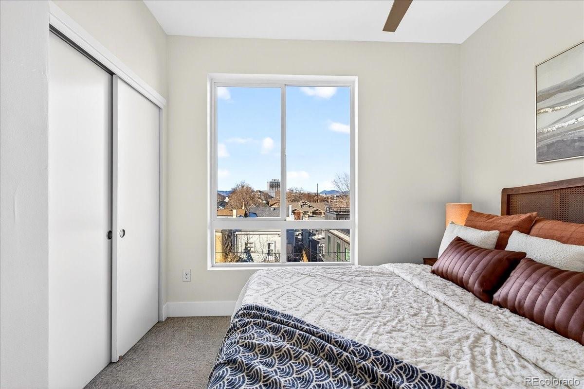 3520 W Conejos Place Unit: 11