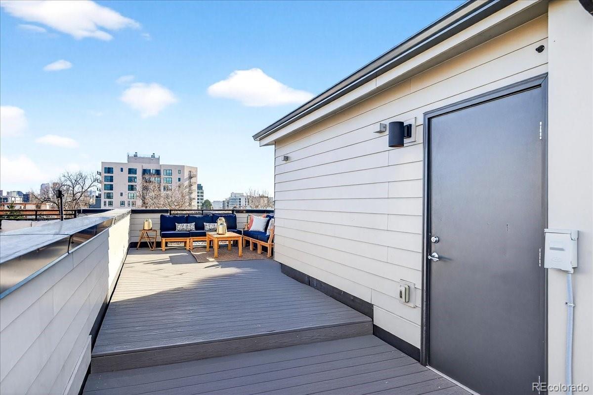 3520 W Conejos Place Unit: 11