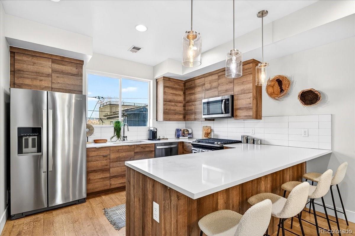 3520 W Conejos Place Unit: 11