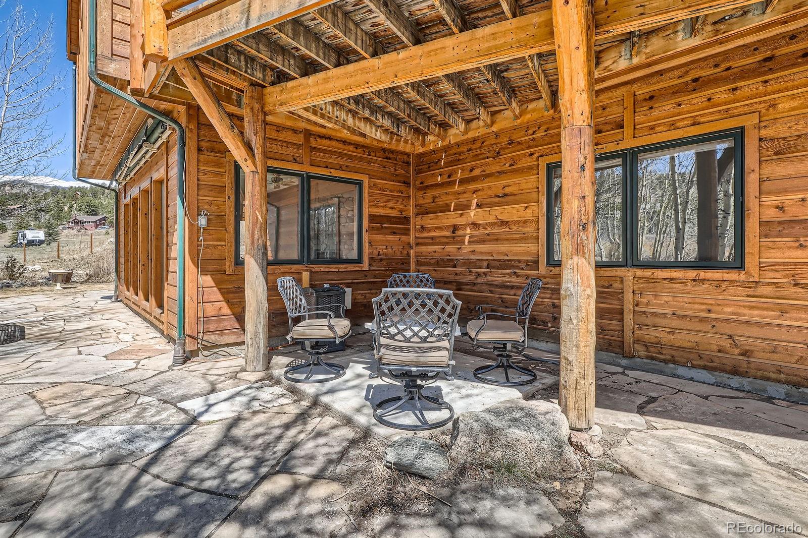 44 Forest Ridge Circle