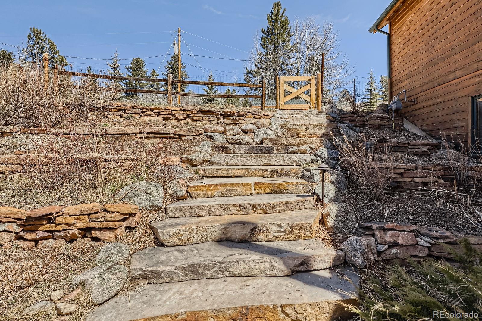 44 Forest Ridge Circle