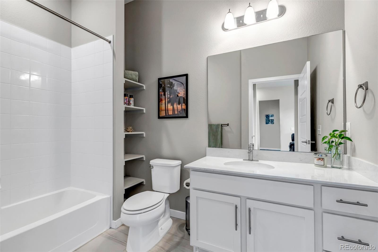 400 E Fremont Place Unit: 404