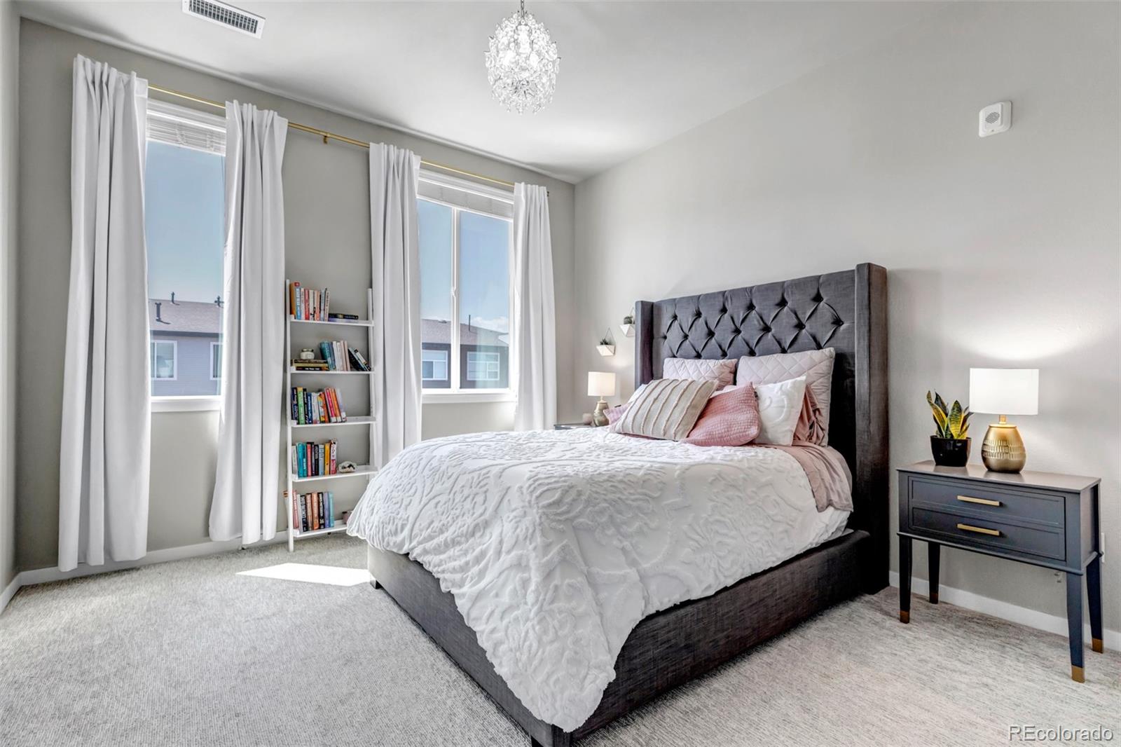 400 E Fremont Place Unit: 404