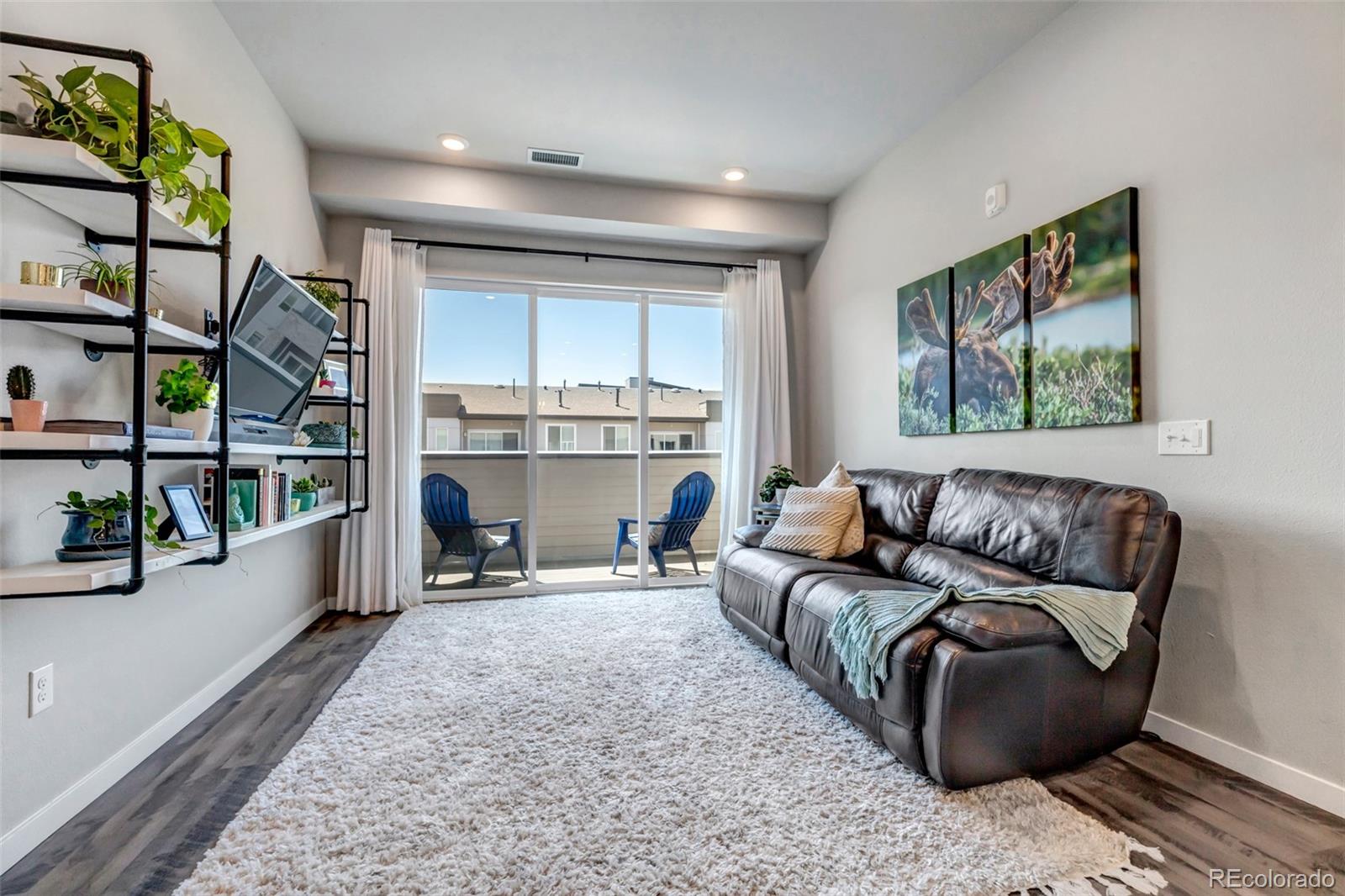 400 E Fremont Place Unit: 404