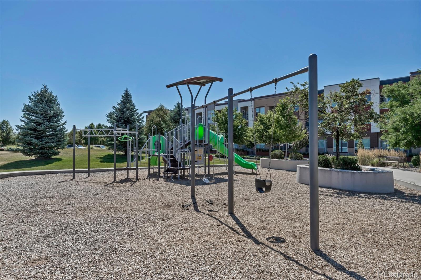 400 E Fremont Place Unit: 404