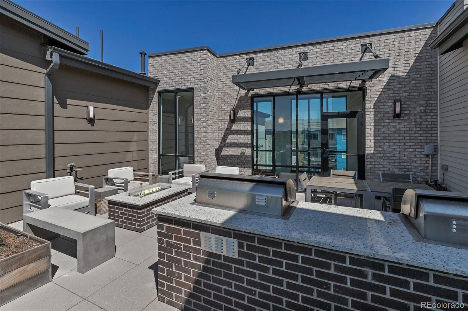 400 E Fremont Place Unit: 404