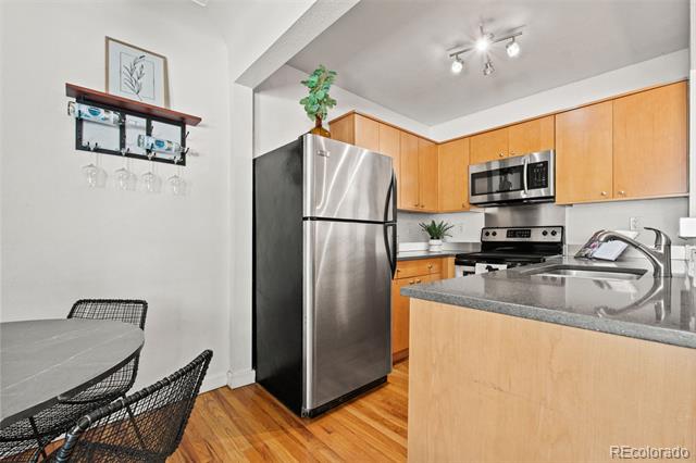 636 N Washington Street Unit: 203