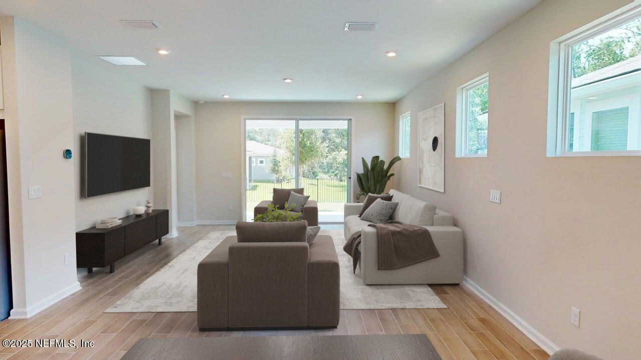 525 JUNIPER HILLS Drive, St. Johns