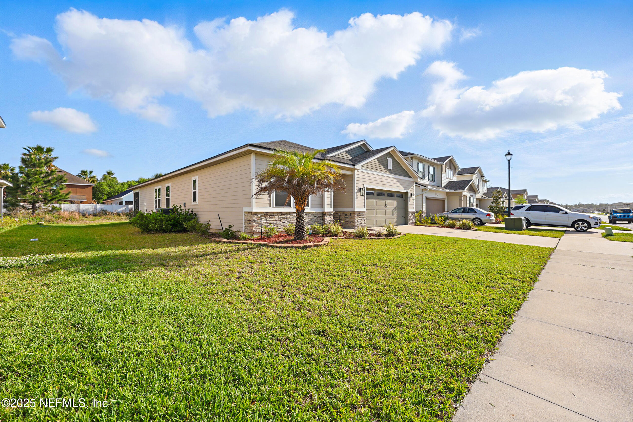 1847 AMBERLY Drive