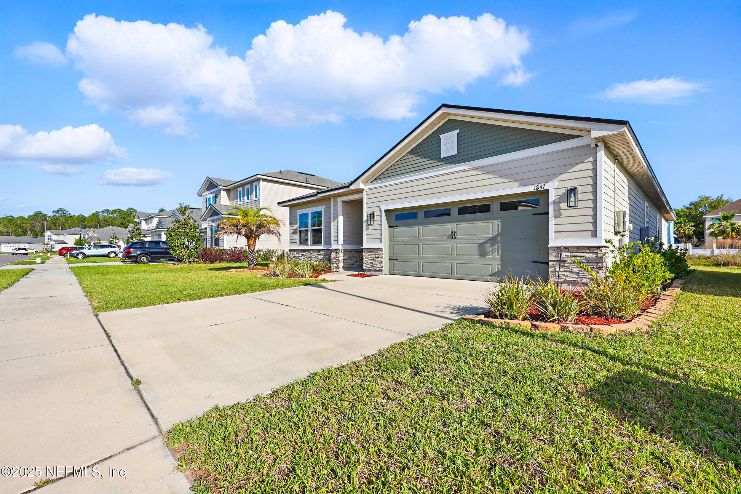 1847 AMBERLY Drive
