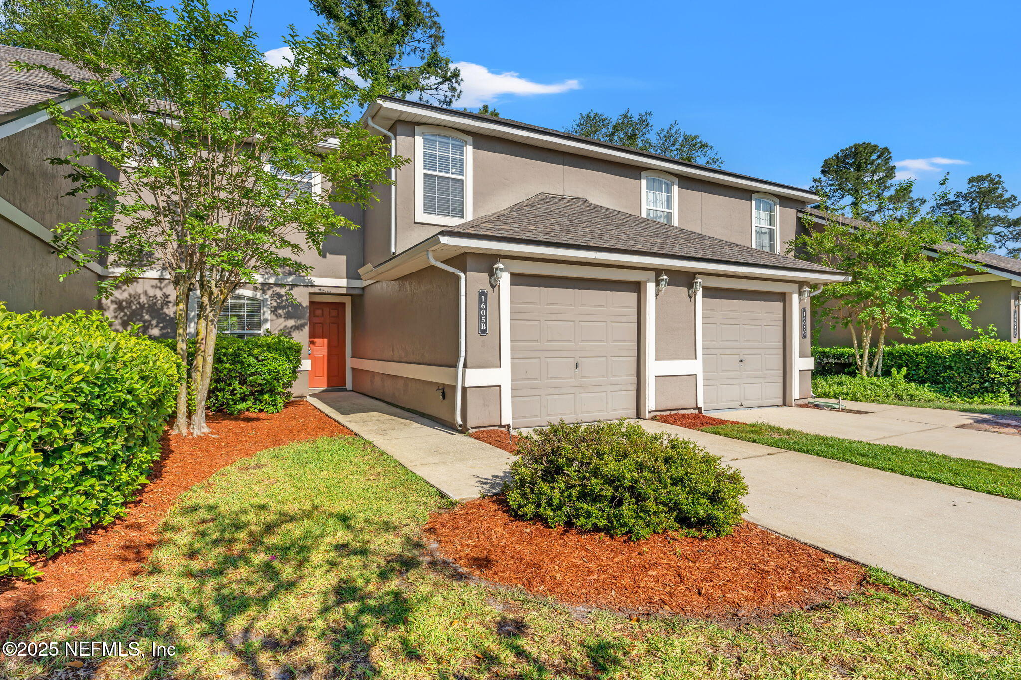 1605 VINELAND Circle, B