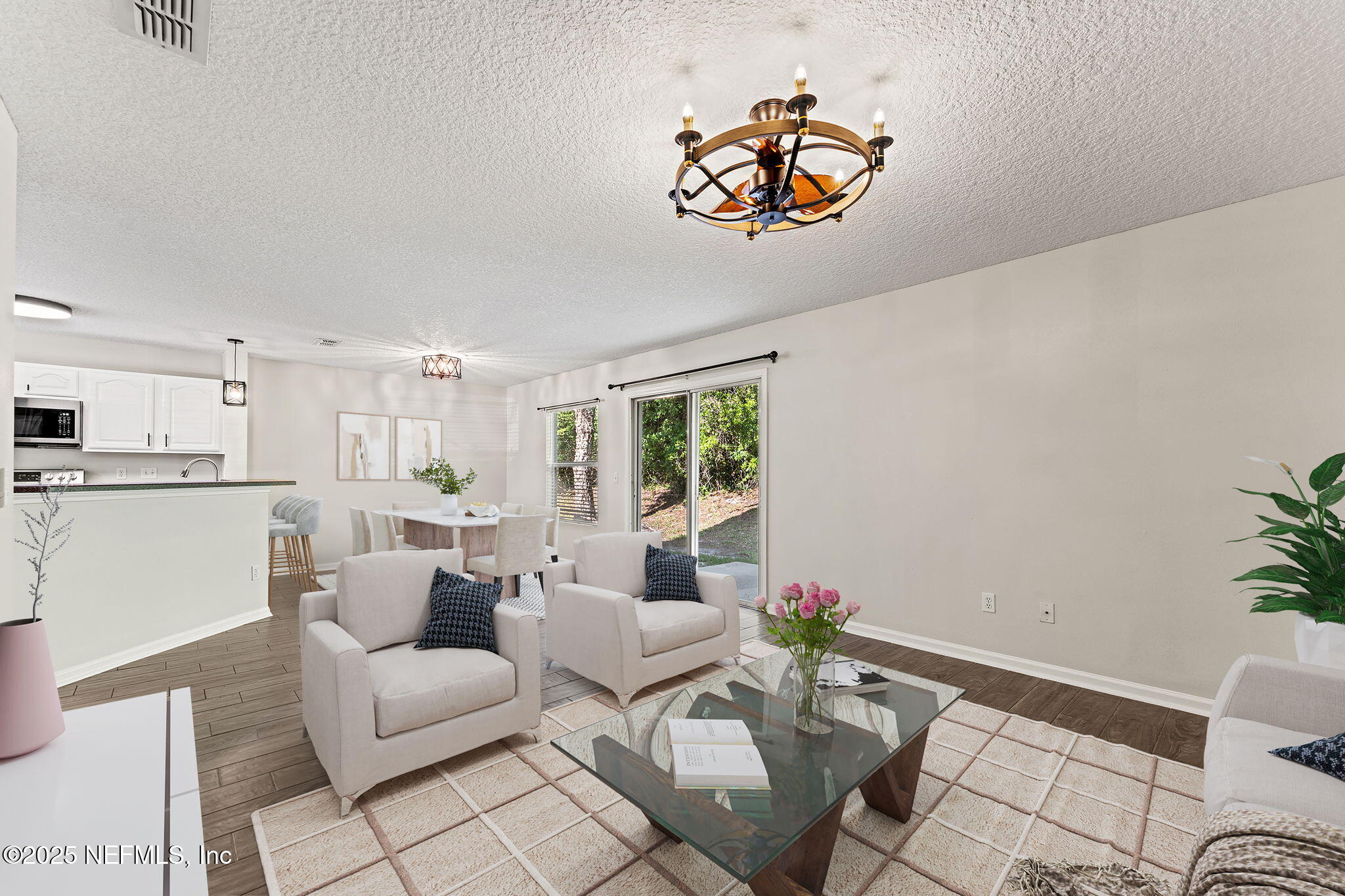 1605 VINELAND Circle, B