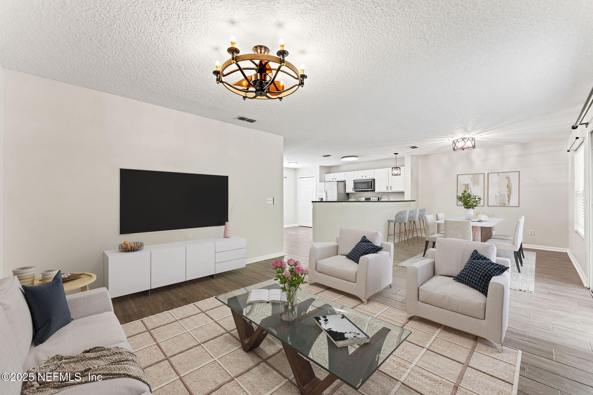 1605 VINELAND Circle, B