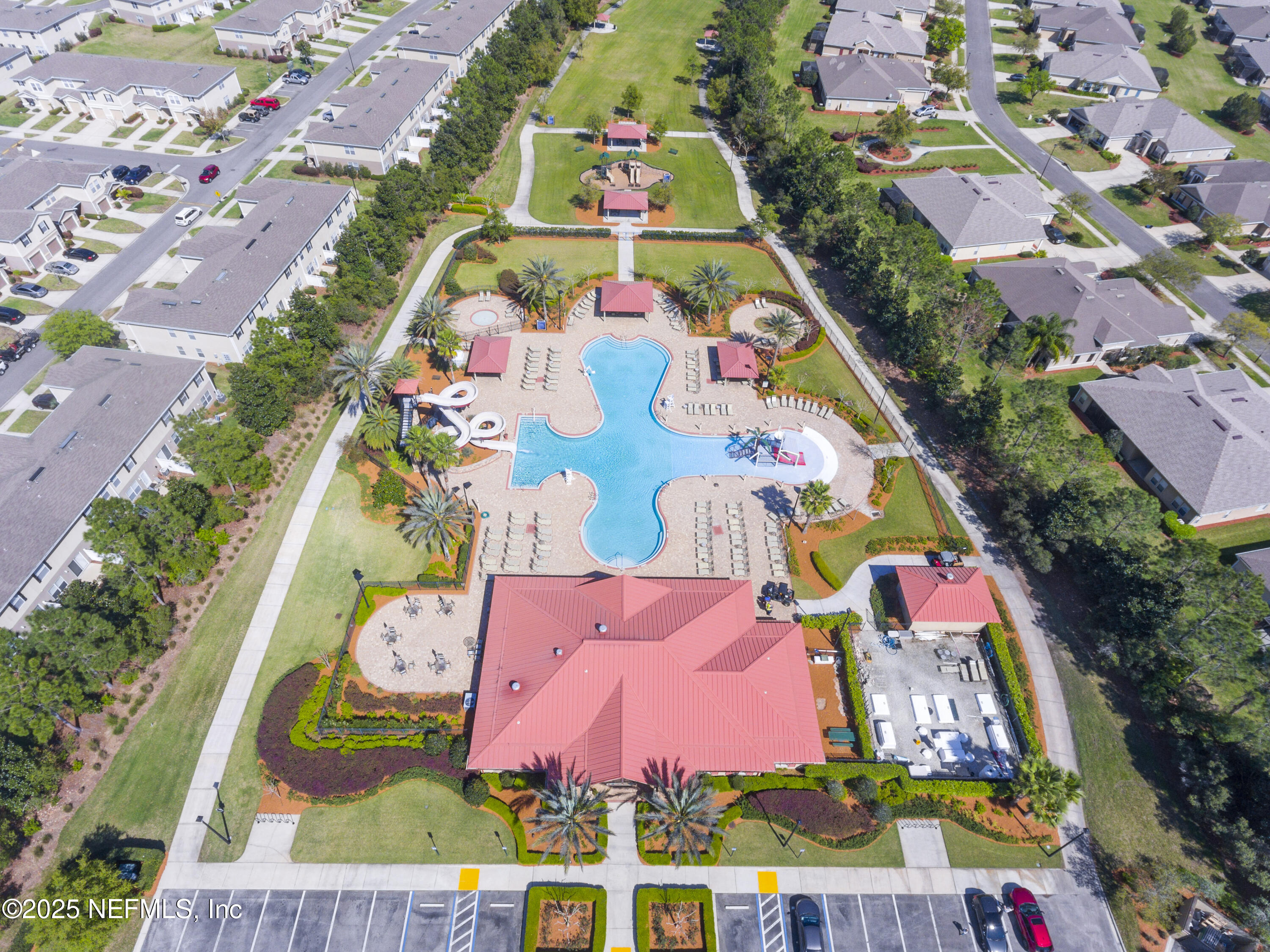 1605 VINELAND Circle, B