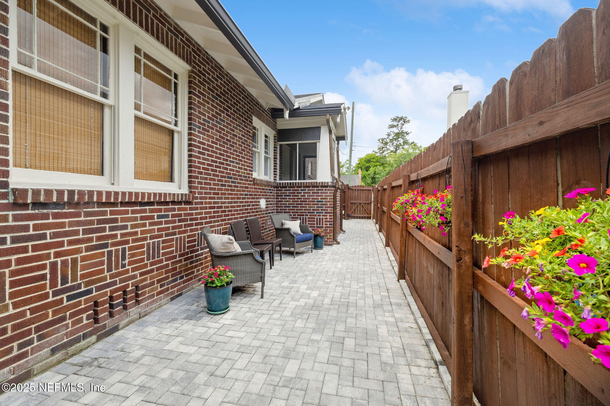 3688 WALSH Street