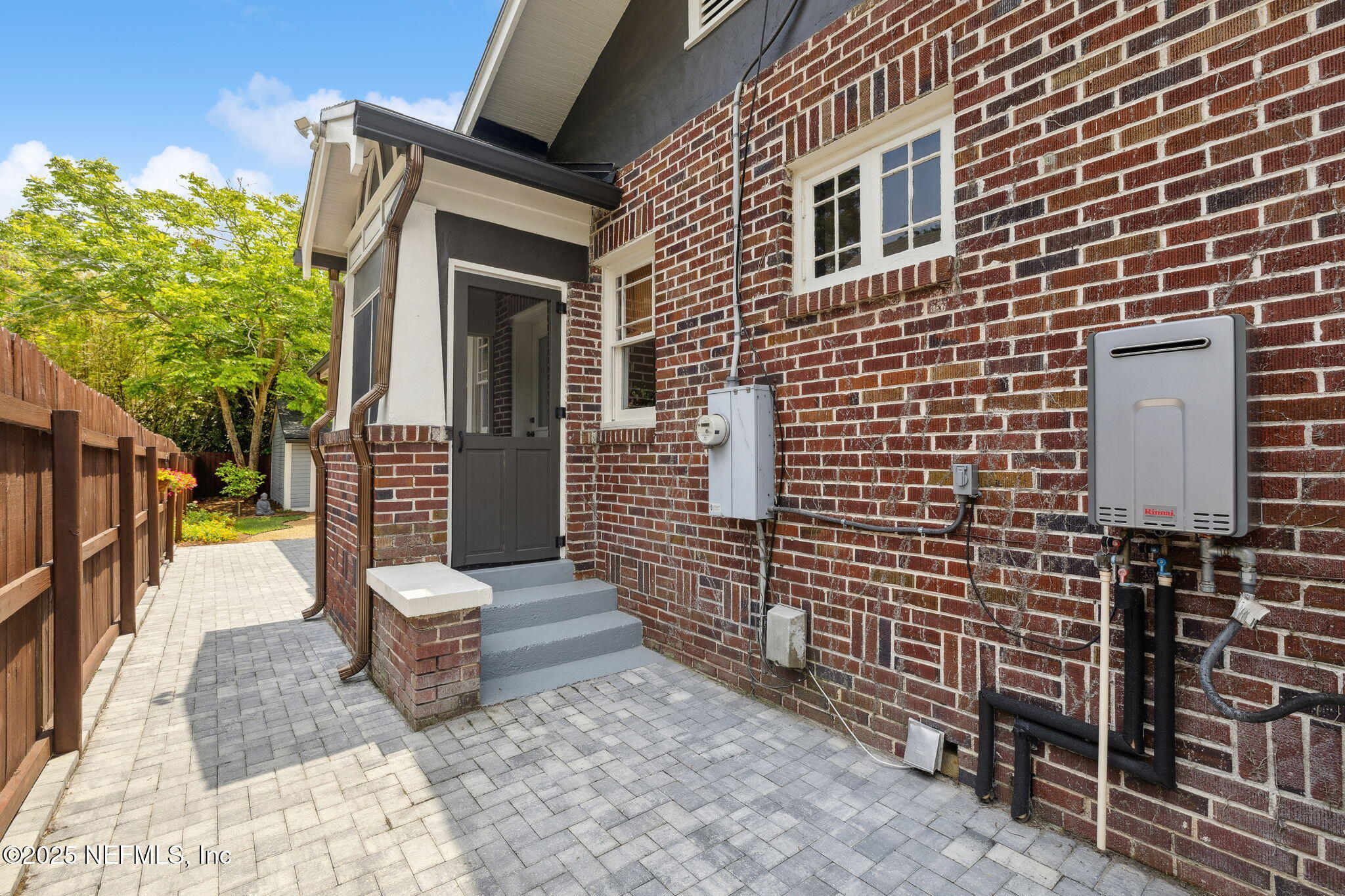 3688 WALSH Street