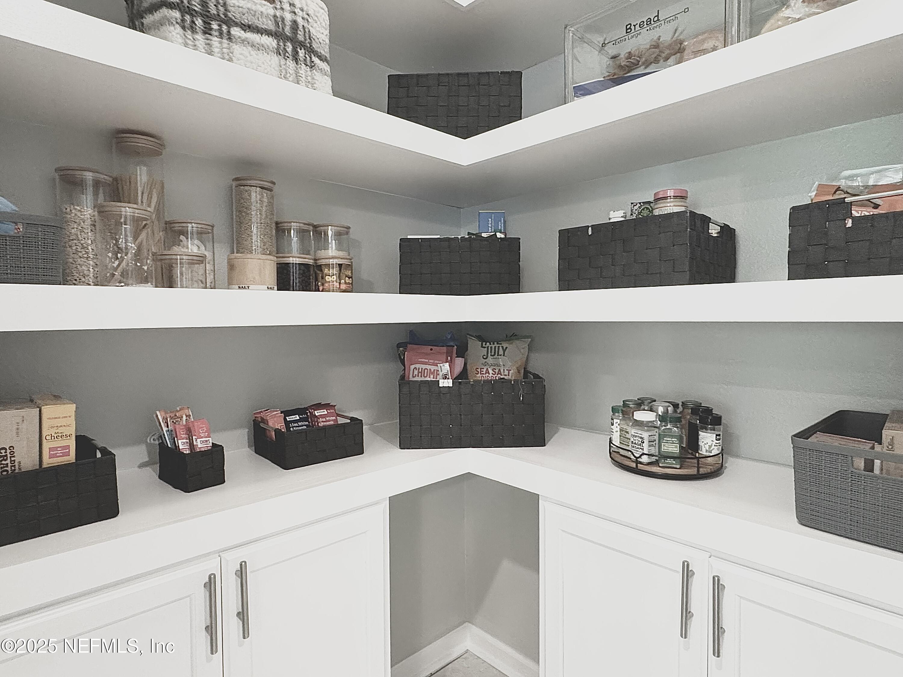 2384 OAK STREAM Drive