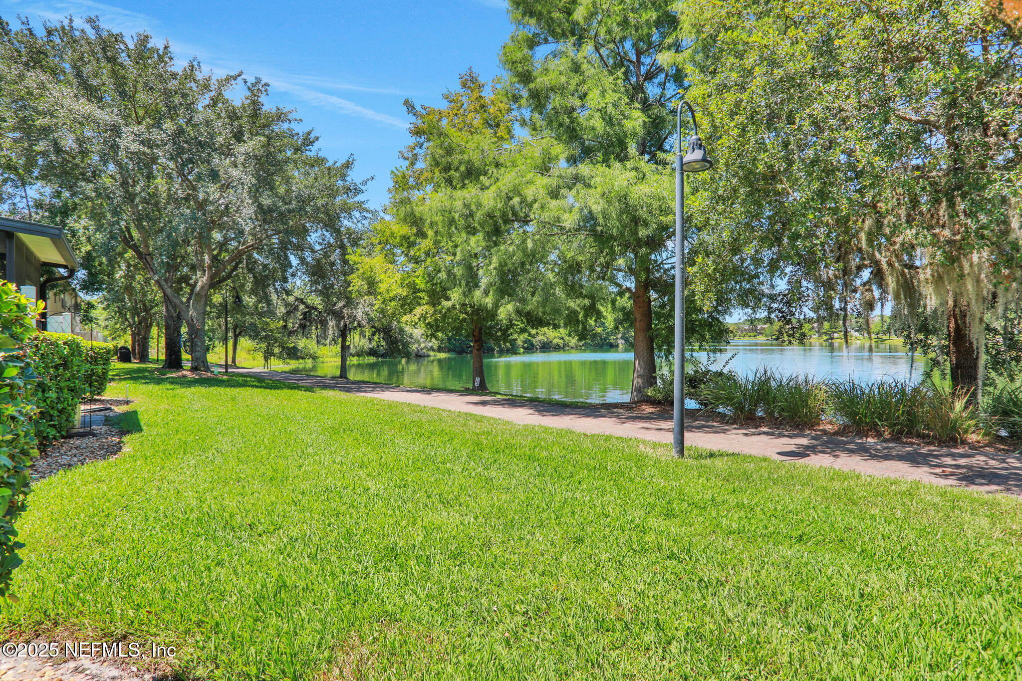 3875 BUCKTHORNE Drive, C