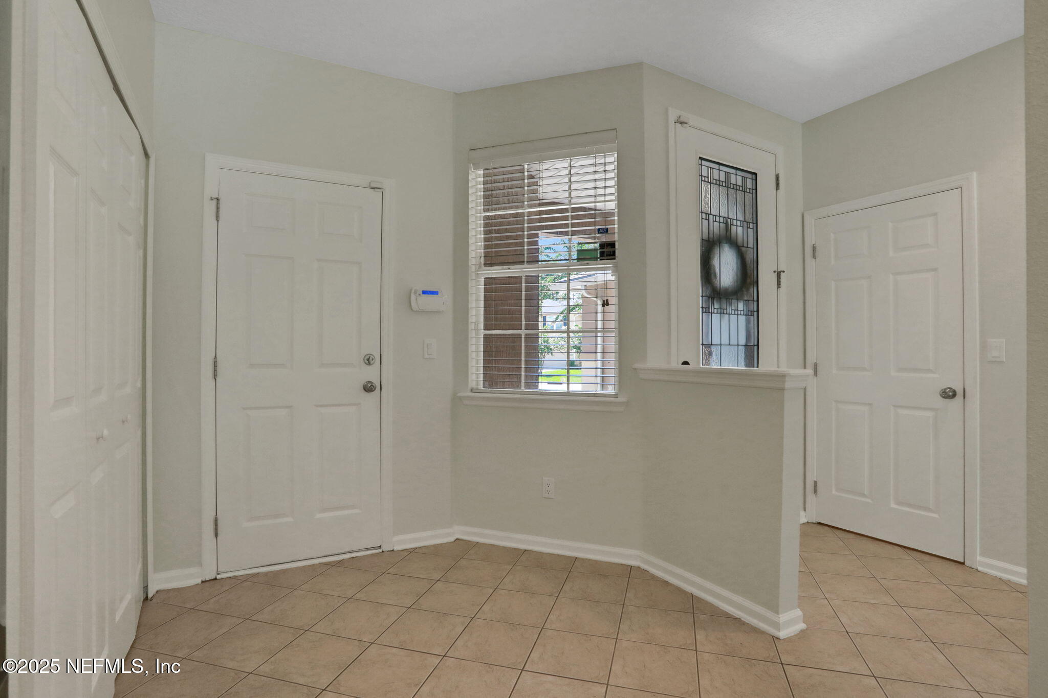 3875 BUCKTHORNE Drive, C