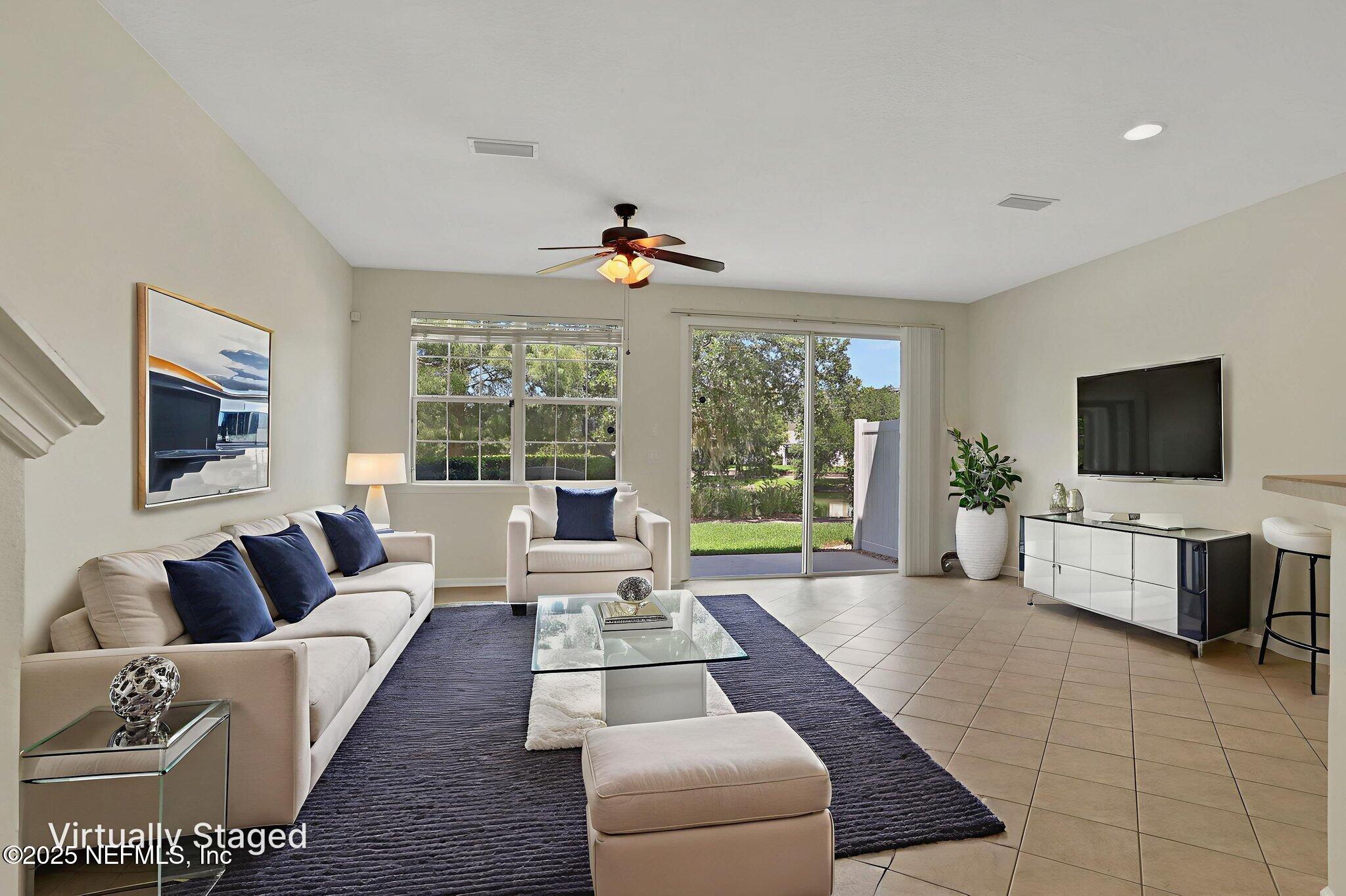 3875 BUCKTHORNE Drive, C