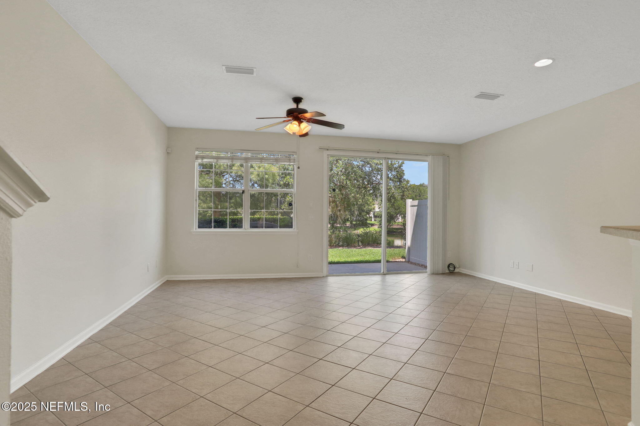 3875 BUCKTHORNE Drive, C