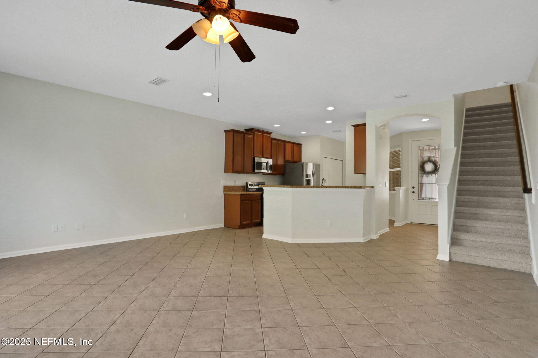 3875 BUCKTHORNE Drive, C